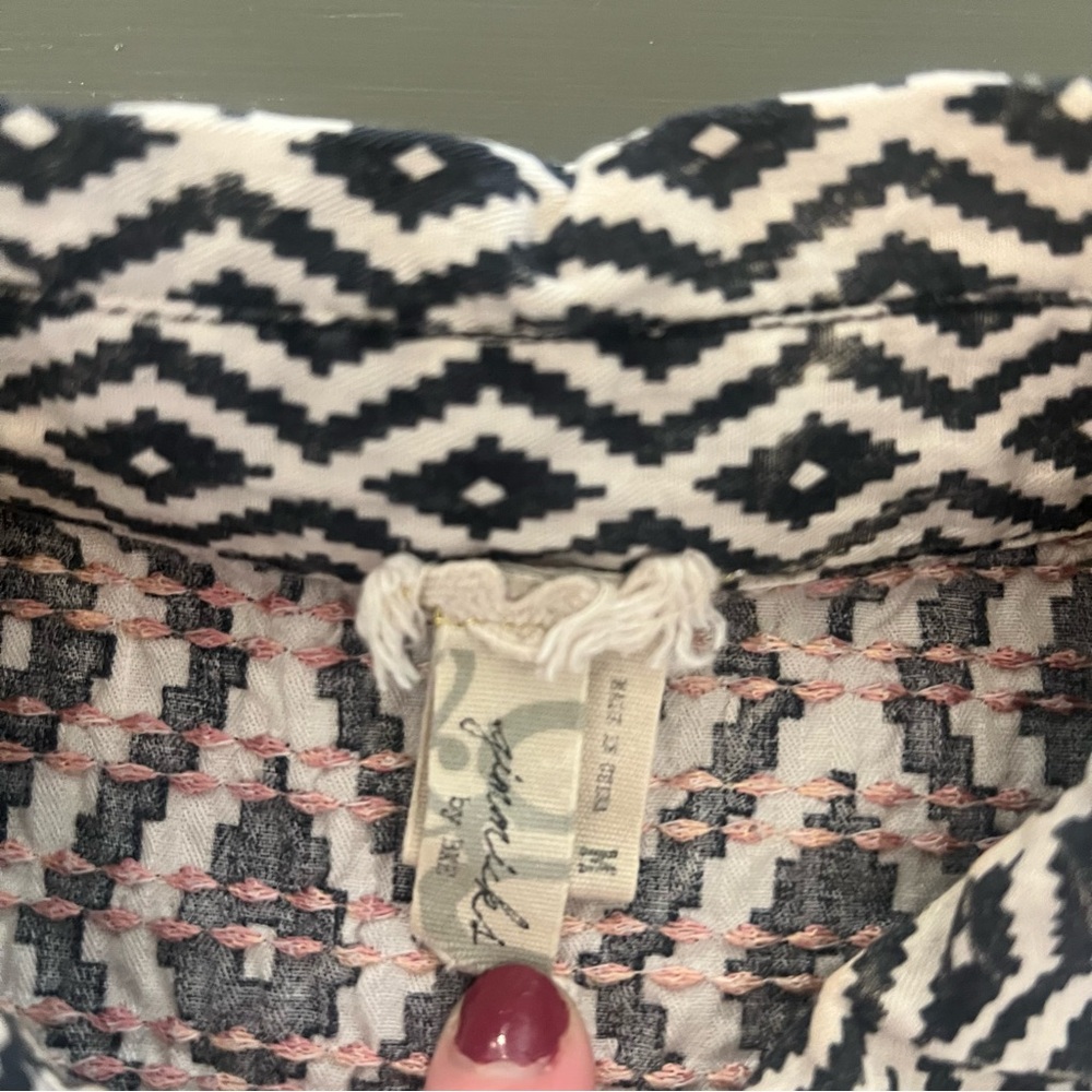 Bke Patterned Button Down - image 7